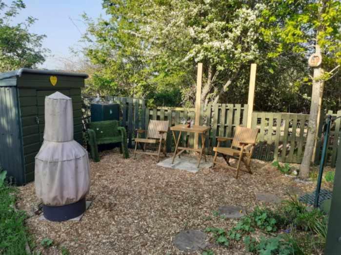 Glamping Malvern Shepherd Hut Екстериор снимка